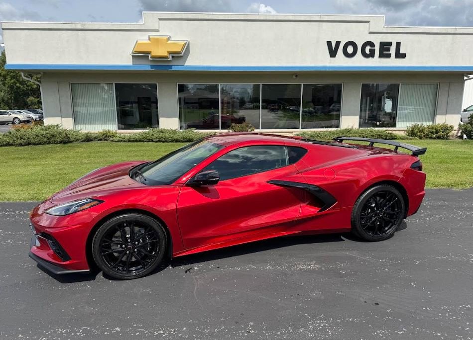 2026 Chevrolet Corvette Stingray 2LT
