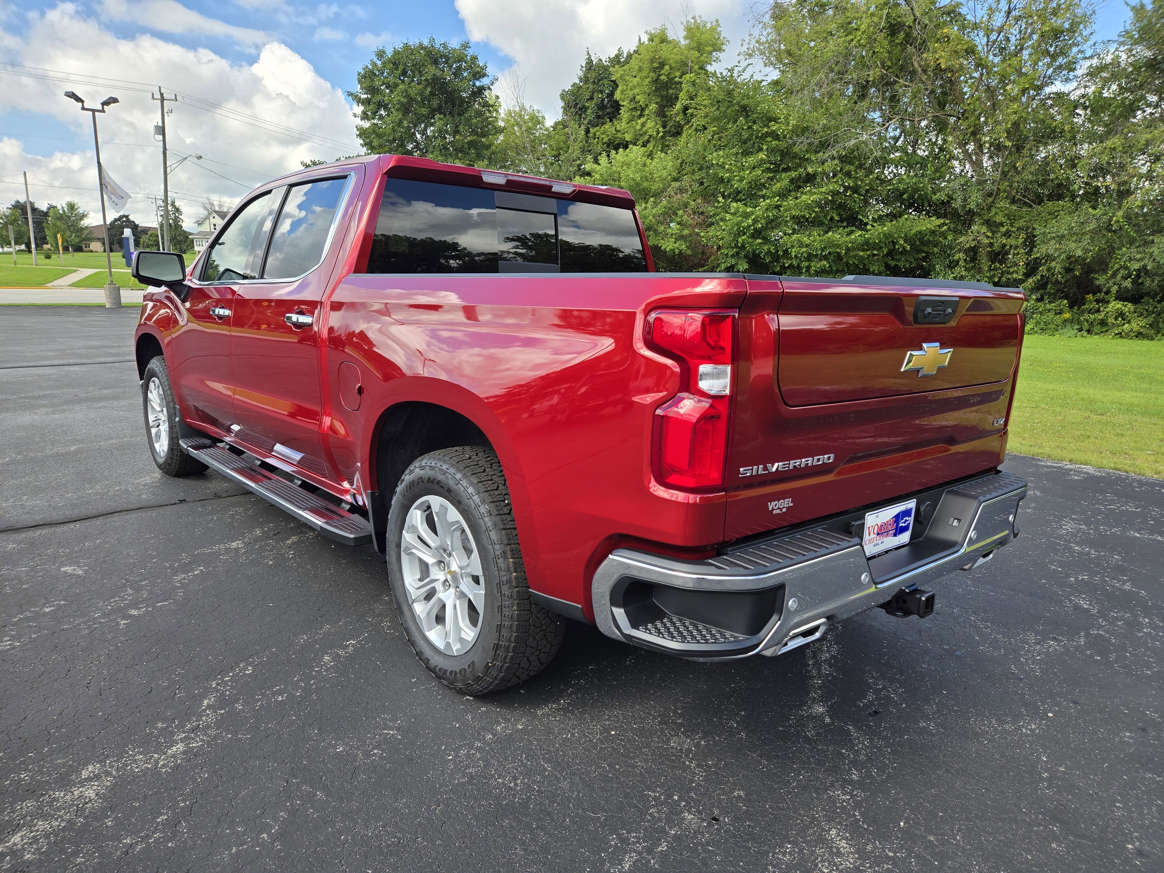 2025 Chevrolet Silverado 1500 LTZ