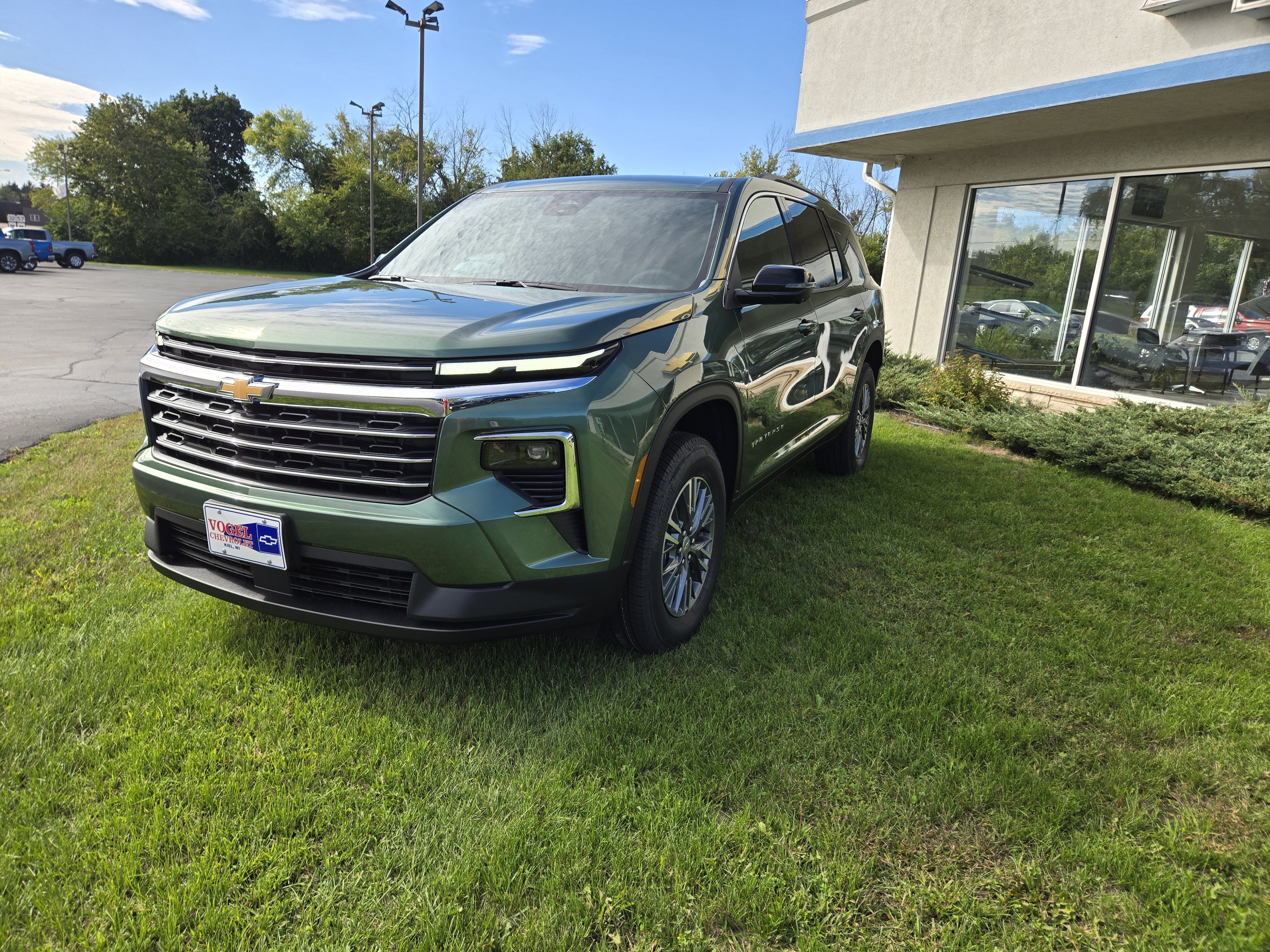 2027 Chevrolet Traverse LT