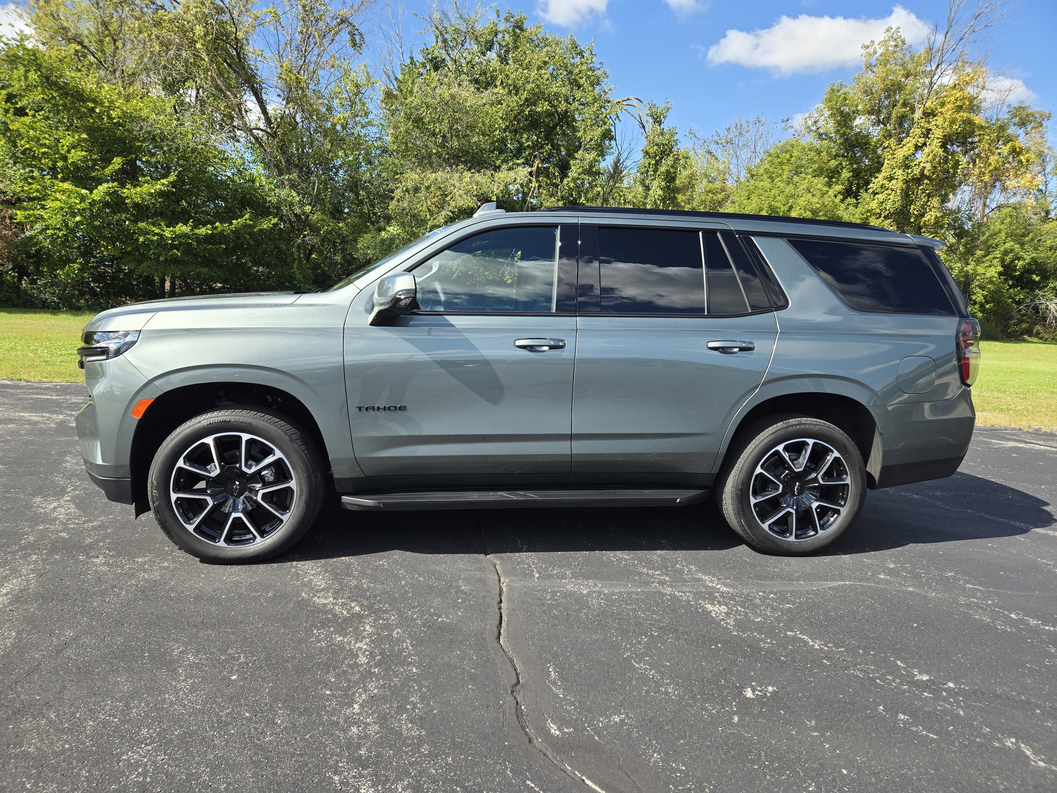 2024 Chevrolet Tahoe RST