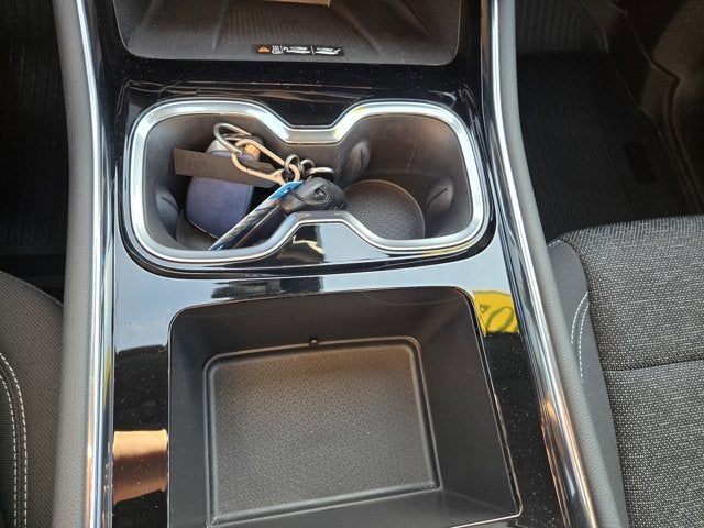 2025 Chevrolet Traverse AWD LT