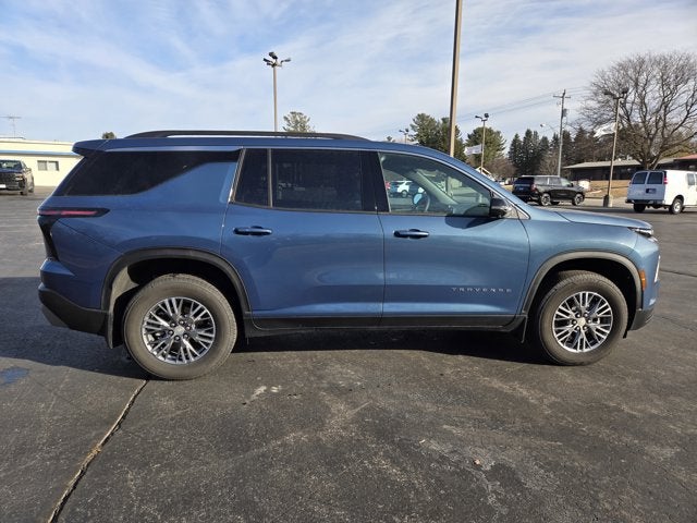2025 Chevrolet Traverse AWD LT