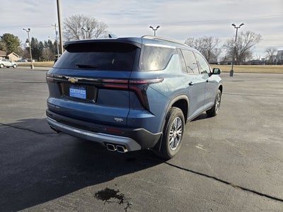 2025 Chevrolet Traverse AWD LT